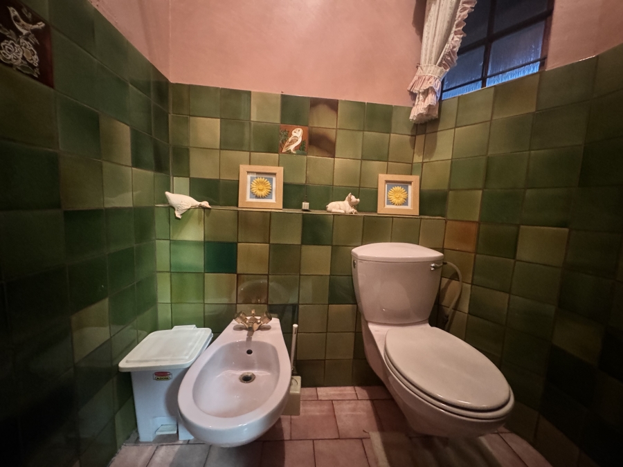 6 Bedroom Property for Sale in Doringkruin North West